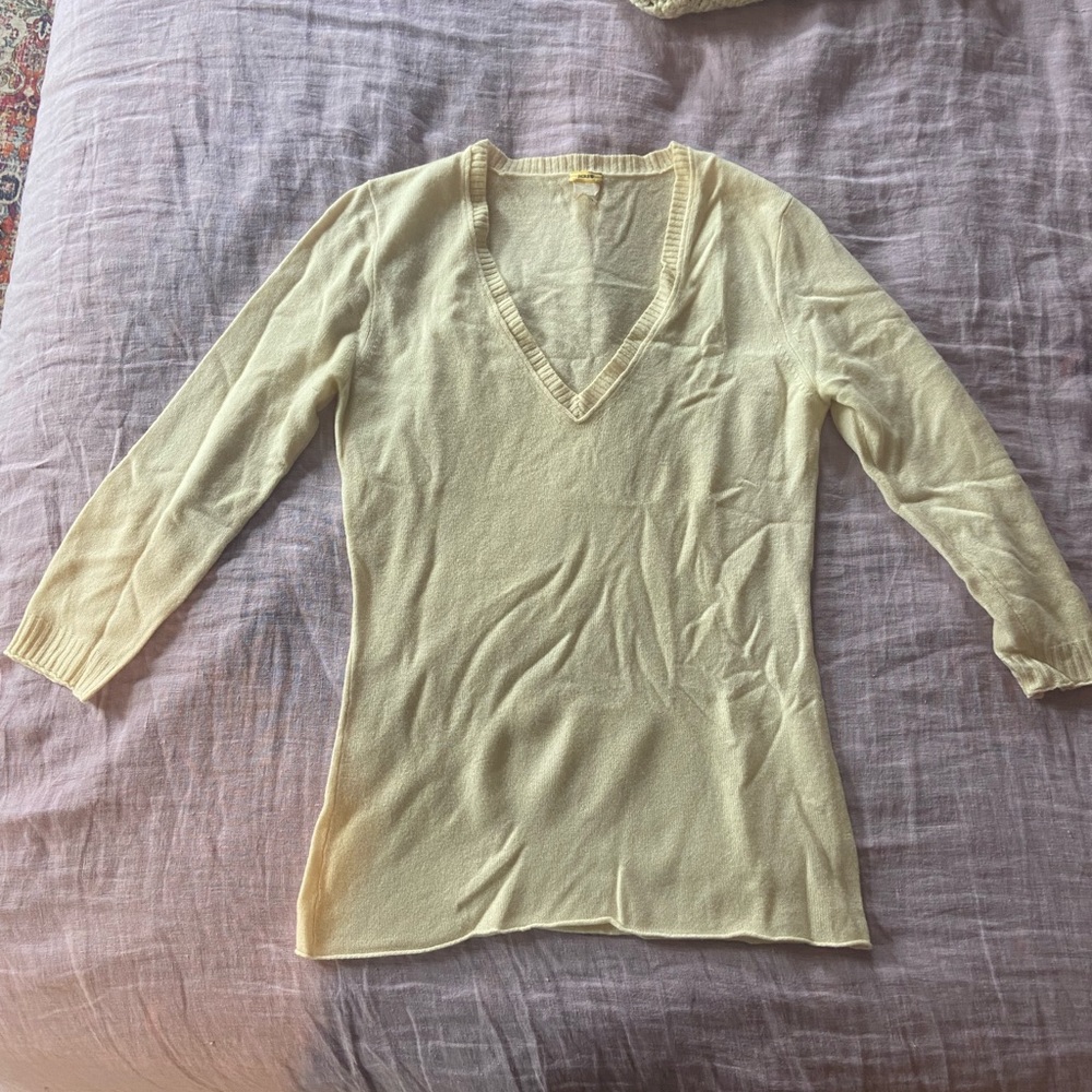 3/4 sleeve deep V 100% cashmere sweater